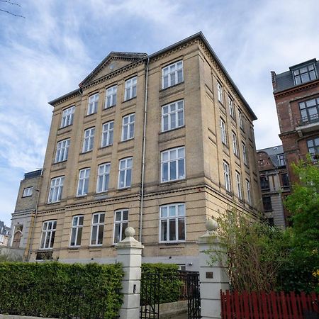 Unique 3 Bedroom Apartment In Vibrant Frederiksberg Kopenhaga Zewnętrze zdjęcie