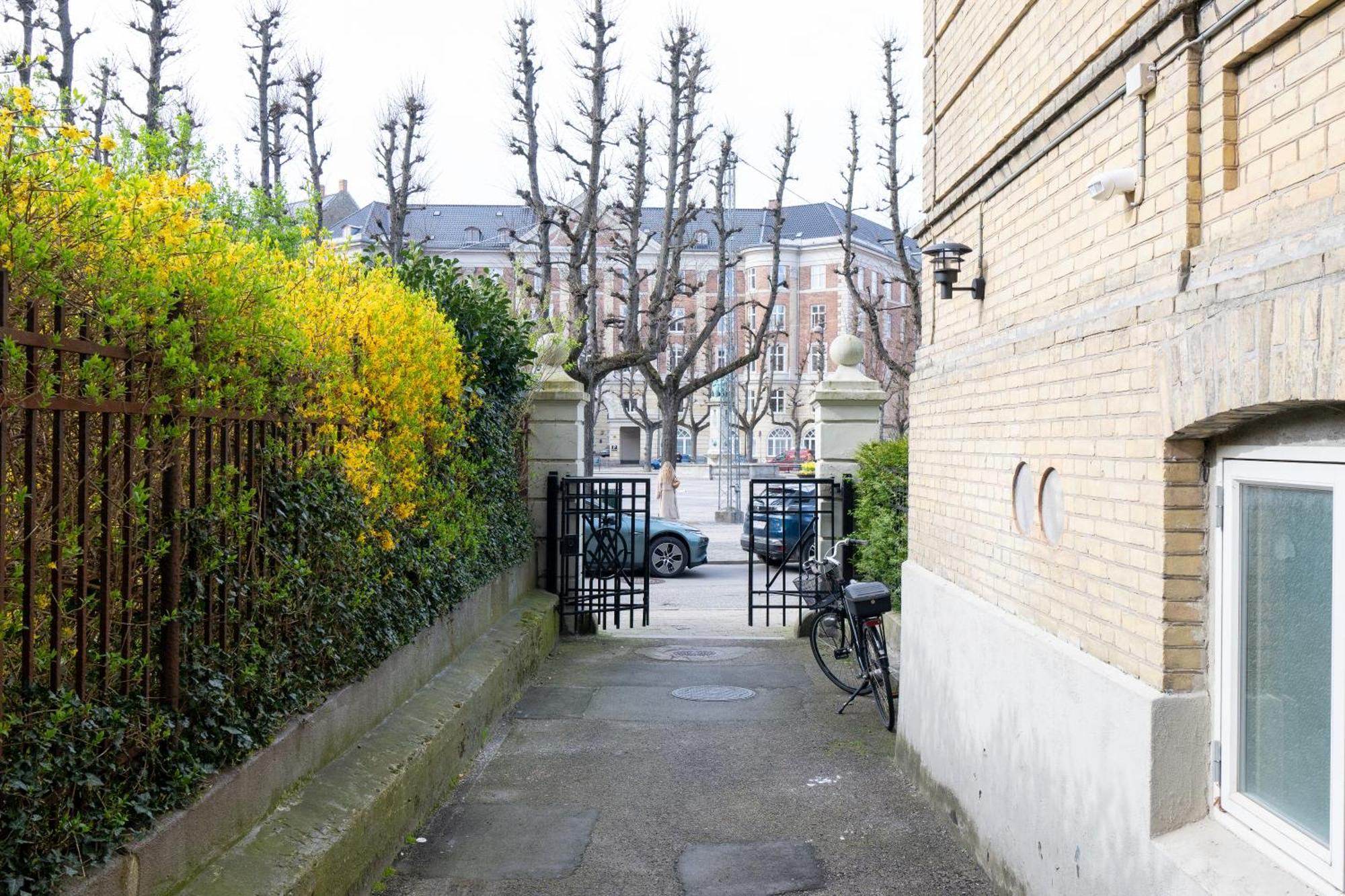 Unique 3 Bedroom Apartment In Vibrant Frederiksberg Kopenhaga Zewnętrze zdjęcie
